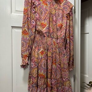 Ladies print dress with layers- size Medium